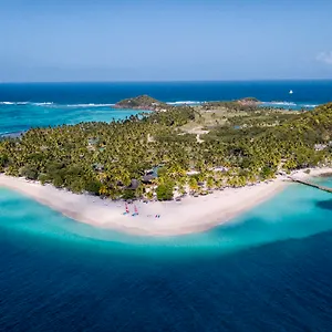 **** Resort & Saint Vincent e Grenadine